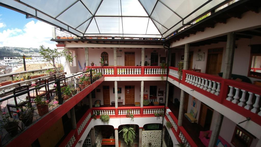 Hostal Quito Cultural Luaran gambar
