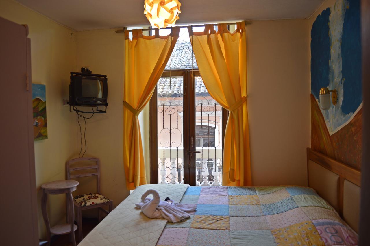 Hostal Quito Cultural Luaran gambar