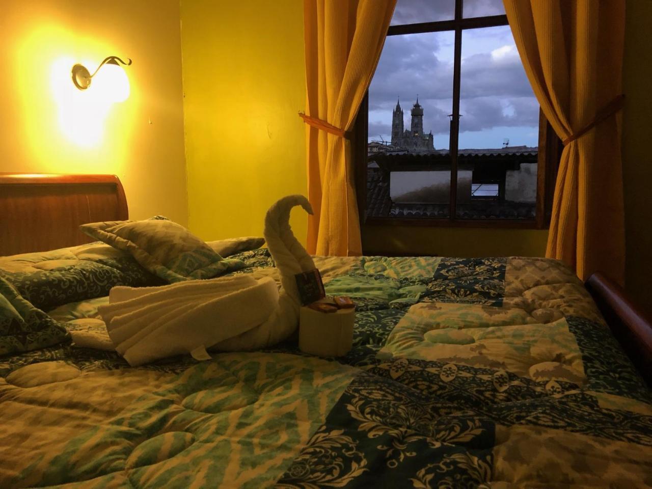 Hostal Quito Cultural Luaran gambar