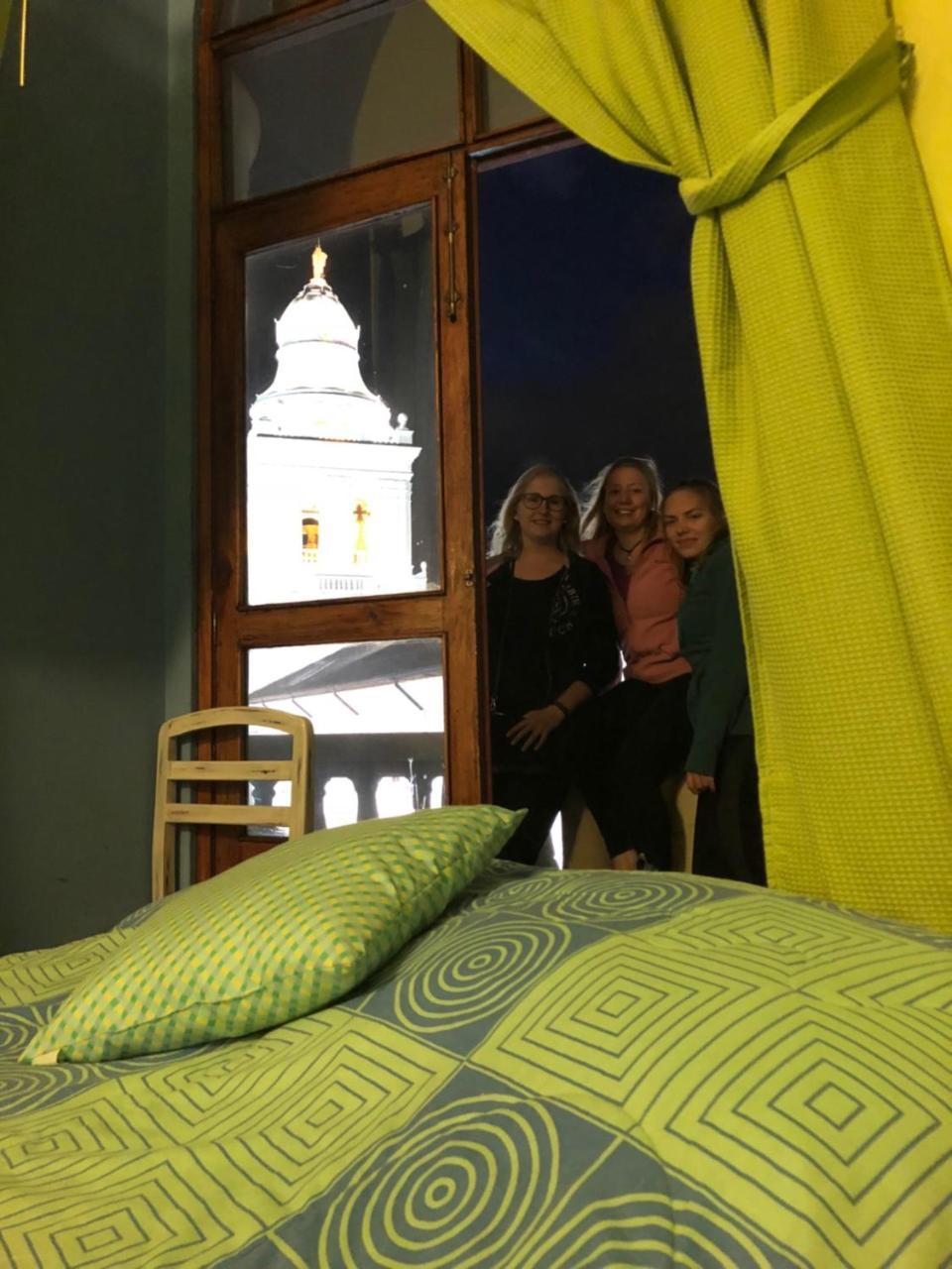 Hostal Quito Cultural Luaran gambar